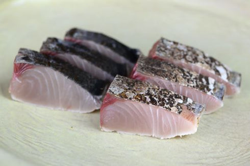 サワラ(サゴシ)価格は魚体で500g相当分です。